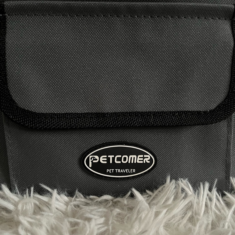 NEW Petcomer pet traveler